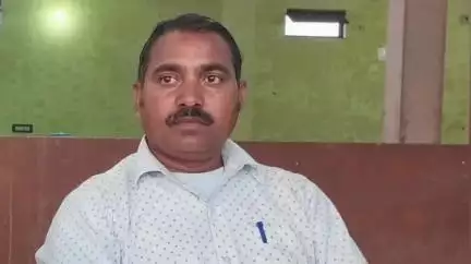 इटावा: आगरा कानपुर हाईवे पर महाबुलपुर के पास बाइक सवार शिक्षक की ट्रक से टक्कर में मौत, डॉक्टर ने किया मृत घोषित