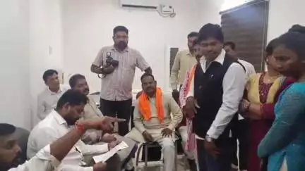 ରାୟଗଡା: ରାୟଗଡ଼ାରେ ଉଚ୍ଚଶିକ୍ଷା କ୍ରୀଡ଼ା ଓ ସଂସ୍କୃତି ମନ୍ତ୍ରୀଙ୍କୁ ଭେଟି ସମସ୍ୟା ଜଣାଇଲେ ବିଭିନ୍ନ କଳାକାର ସଂଘଠନ