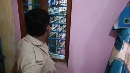 দাঁতন ১: দাঁতনে চিকিৎসকের চেম্বারে ঢুকে চুরি, খোয়া গেল লক্ষাধিক টাকা