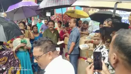 জয়নগর ১: জগন্নাথ ধামের মহাপ্রসাদ বিতরণ দক্ষিণ বারাসাতে