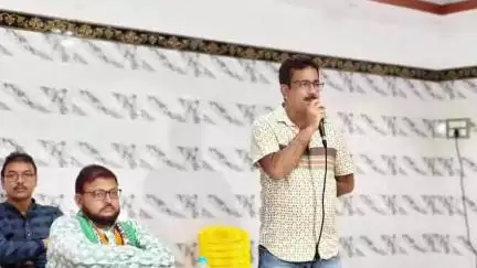 বেলডাঙা ১: বেলডাঙ্গা শহর তৃণমূল কংগ্রেসের উদ্যোগে ২১ জুলাইয়ের প্রস্তুতি সভায় উপস্থিত বিধায়ক হাসানুজ্জামান শেখ
