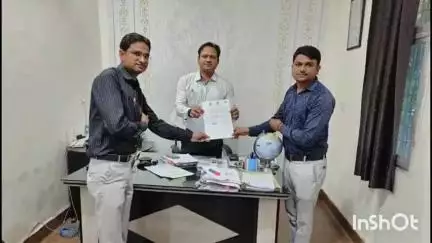 चाचौड़ा: चाचौड़ा एसडीएम बने टीवी मरीजों के निक्षय मित्र, टीवी मुक्त भारत अभियान के तहत ₹5000 की राशि प्रदान की