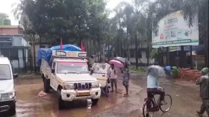 আউশগ্রাম ১: দ্রব্যমূল্য বৃদ্ধি রোধ, অবিলম্বে শ্রম কোড বাতিল করা সহ একাধিক দাবিদাওয়া নিয়ে আউশগ্রাম-১ ব্লক অফিসে ডেপুটেশন দিল CPI(M)