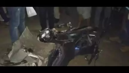రామడుగు: వెదిర గ్రామ శివారులో ద్విచక్ర వాహనం అదుపుతప్పి రోడ్డు ప్రమాదం యువకుడికి తీవ్ర గాయాలు