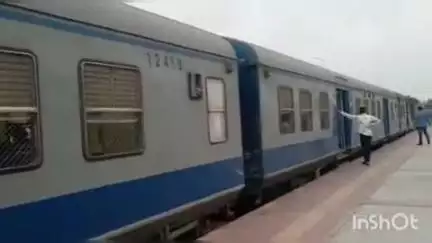 वाशिम: अकोला - तिरुपती - अकोला रेल्वे गाडीला 29 मार्च 2026 पर्यंत मुदत वाढ...