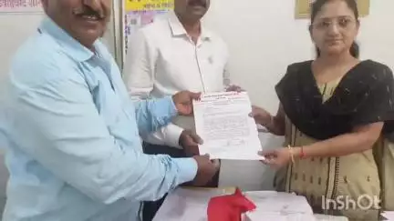 पेण: पेण (विजय मोकल) गेल – गॅस अथॉरिटी ऑफ इंडिया लि.च्या भूसंपादन प्रक्रियेविरोधात लाक्षणिक उपोषण
