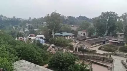 हमीरपुर: परनाली गांव में सड़क का पानी घरों की ओर करने के विवाद में रिटायर्ड कैप्टन के साथ हुई मारपीट, पुलिस में दर्ज हुआ मामला