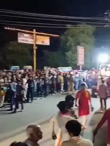 अलवर: अलवर में जगन्नाथ महोत्सव के तहत देर रात जगन्नाथ रथ यात्रा पहुंची रूपबास, 6 जुलाई को होगी वरमाला