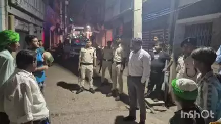 जहानाबाद: पुलिस अधीक्षक जहानाबाद ने मोहर्रम पर्व को लेकर जुलूस मार्ग का सत्यापन किया, स्थानीय लोगों से संवाद
