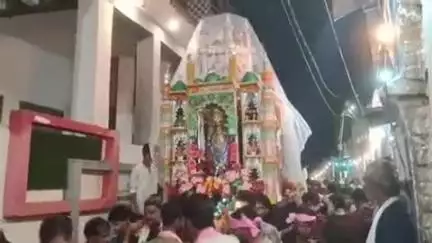 हमीरपुर: मौदहा में मोहर्रम की 8वीं पर छोटे कसौडे से निकली बुर्राक