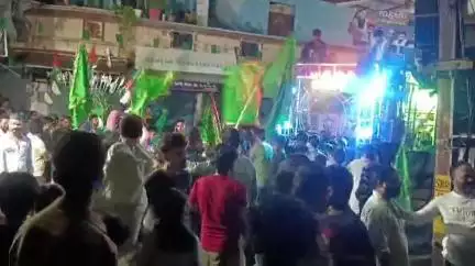 सीहोर नगर: शहर के चकले से निकला मोहर्रम का जुलूस, अखाड़ा कलाकारों ने दिखाए करतब, मुस्लिम समाज के लोग बड़ी संख्या में हुए शामिल
