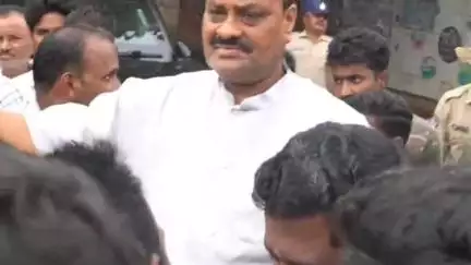 శ్రీకాకుళం: చిన్నబామిడి గ్రామంలో సుపరిపానలో తొలి అడుగు కార్యక్రమంలో పాల్గొన్న రాష్ట్ర వ్యవసాయ శాఖ మంత్రి కింజరాపు అచ్చెన్నాయుడు