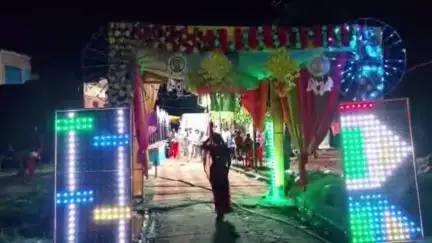 बिल्सी: सिरतोल गांव में आ रही बारात की कार पलटी, हादसे में दूल्हा समेत 8 लोगों की मौत, तैयारी मातम में बदली