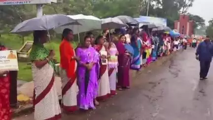 କୋରାପୁଟ ସହର: ସୁନାବେଡ଼ା ହାଲ ଟାଉନସିପ୍ ସମ୍ମୁଖରେ କେନ୍ଦ୍ର ଶିକ୍ଷା ମନ୍ତ୍ରୀଙ୍କୁ ଧର୍ମେନ୍ଦ୍ର ପ୍ରଧାନଙ୍କୁ ଭବ୍ୟ ସ୍ଵାଗତ ସମ୍ବର୍ଦ୍ଧନା