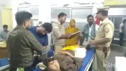 औरैया: गरीब के आशियाने पर बारिश का कहर, क्योंटरा में दीवार व छप्पर गिरने से दो किशोरी और एक किशोर घायल