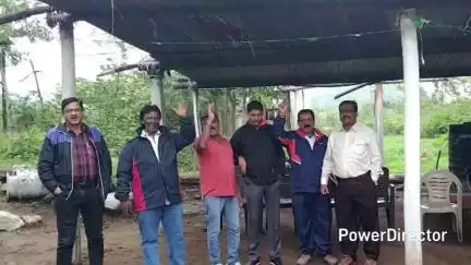 परसिया: पরাসिया: बरसते पानी में मजदूर संगठनों ने नेहरिया, धनकशा सहित अन्य क्षेत्रों में की गेट मीटिंग, जन जागरण