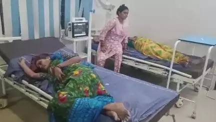 పెద్దపల్లి: రోడ్డు ప్రమాదంలో గాయపడ్డ తొమ్మిది మంది కూలీలకు ప్రభుత్వ ఆసుపత్రిలో వైద్య సేవలు