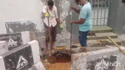 ప్రజారోగ్యంతో చీరాల అభిరుచి రెస్టారెంట్ చెలగాటం, మాంసం వ్యర్ధాలు డ్రైన్లోకి విడుదల, దుర్గంధం వ్యాప్తి #localissue
