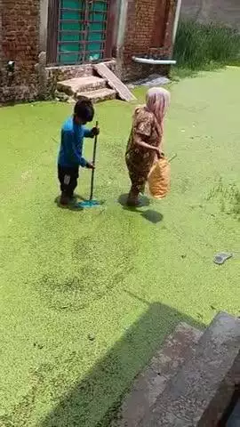 हॉस्टल के सामने वाली गली जेल रोड वार्ड क्रमांक 5 नालो का पानी भर रहा है घर के आगे प्रशासन की कोई भी सुनवी नही निबाशी एचए
