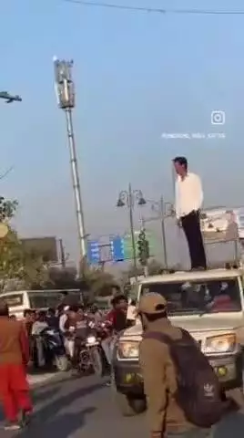 मुरादाबाद: बोलेरो से यातायात नियमों का उल्लंघन करते हुए वीडियो सोशल मीडिया पर हुआ वायरल