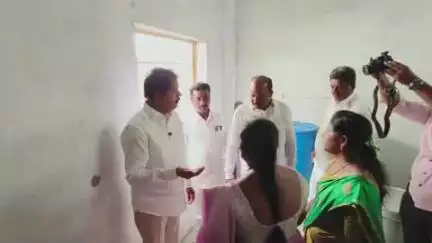 యర్రగొండపాలెం: నూతన గిరిజన కళాశాల బాలికల వసతి గృహాన్ని ప్రారంభించిన టిడిపి ఇన్చార్జి ఎరిక్షన్ బాబు