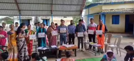 दंतेवाड़ा: ग्राम पंचायत बालपेट में टीबी मुक्त अभियान के तहत पोषण आहार का वितरण किया गया