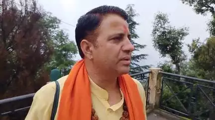 नंदप्रयाग: किमोठा में हो रहे भू धंसाव को लेकर सामाजिक कार्यकर्ता हरिकृष्ण किमोठी ने कहा, ग्रामीण बारिश में घर छोड़ने को मजबूर हैं