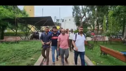 દેવગઢબારીયા: નગરપાલિકા વિસ્તારમાં લોકોને ભારે હાલાકી,પાલિકા ખાતે રજૂઆત કરવા પહોંચતા પ્રમુખ અને અધિકારી ગેરહાજર #Jansamasya