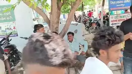 समस्तीपुर: हरपुर भिंडी चौर में अज्ञात वाहन की टक्कर से घायल किशोर की इलाज के दौरान मौत