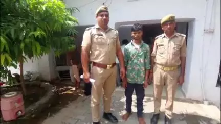एटा: कोतवाली नगर पुलिस ने मारपीट कर लूट करने के मामले में अभियुक्त को 24 घंटे के अंदर किया गिरफ्तार, लूट के ₹1000 बरामद