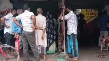 দেগঙ্গা: দেগঙ্গার বোড়ামারি গ্রামে ভুল বুঝিয়ে দিদির জমি নিজের নামে লিখে নেওয়ার অভিযোগ ভাইয়ের বিরুদ্ধে