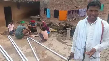 गोविंदपुर: बकसौती महादलित टोला में समाजसेवी ने महीनों से खराब चापाकल की मरम्मत कराकर पेयजल कराया उपलब्ध
