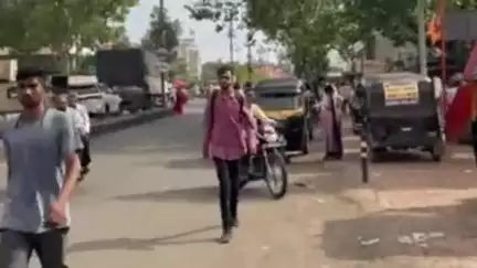 चाळीसगाव: शहरात चामुंडा माता मंदिर परिसर महिलांच्या सार्वजनिक शौचालयाची दुरावस्था, समस्या सोडवण्याची मागणी #Jansamasya