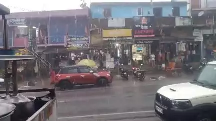 aaj koderma me 1hour baris hua