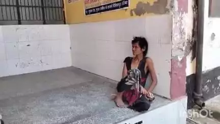 औरैया: फफूंद क्षेत्र के कन्हों गांव से मानसिक रूप से कमजोर महिला को सामुदायिक स्वास्थ्य केंद्र दिबियापुर में छोड़ा गया