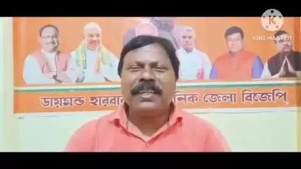বিষ্ণুপুর ২: রাজ্য সভাপতির সংবর্ধনা মঞ্চে কালীমাতা ছবি তাই নিয়ে কটাক্ষ শাসক দলের পাল্টা জবাব দিলেন  বিজেপি নেতা সুফল ঘাটু