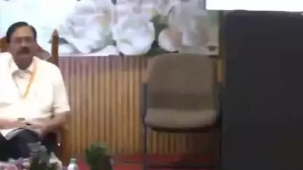 हुज़ूर: मुख्यमंत्री मोहन यादव भोपाल के समन्वय भवन में 'सहकारी युवा संवाद' कार्यक्रम में शामिल हुए