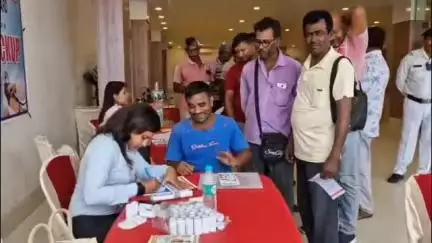 ব্যারাকপুর ২: পথ নিরাপত্তা সপ্তাহ উপলক্ষে ব্যারাকপুর সাব ট্রাফিক গার্ডের উদ্যোগে আয়োজিত হলো ব্যারাকপুরে স্বাস্থ্য পরীক্ষা শিবির