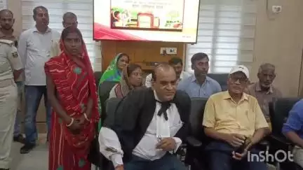 लखीसराय: पुलिस अधीक्षक कार्यालय में जनता दरबार आयोजित, पुलिस अधीक्षक ने सुनी फरियाद, त्वरित कार्रवाई के दिए निर्देश