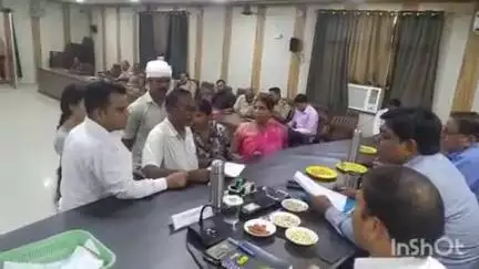 अलीगंज: अक्टूबर 2024 से मार्च 2025 तक राशन न देने की आंगनवाड़ी कार्यकत्री ने अगौनापुर के कोटा डीलर की अलीगंज तहसील में की शिकायत