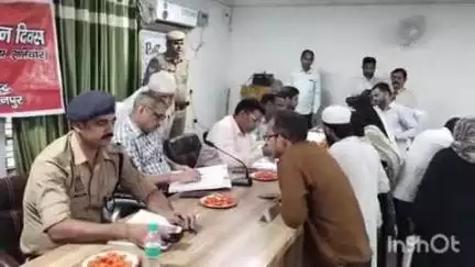 बेहट: बेहट तहसील में आयोजित समाधान दिवस में कमिश्नर और अपर जिलाधिकारी ने समस्याएं सुनकर कराया निस्तारण