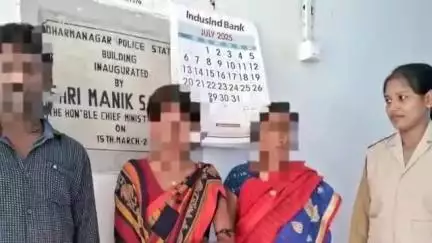 ধর্মনগর: ধর্মনগর এলাকা থেকে নিখোঁজ এক নাবালিকা মেয়েকে উদ্ধার করে পরিবারের হাতে তুলে দিল ধর্মনগর থানার পুলিশ