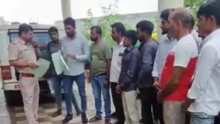 रतलाम नगर: गांव पलसोड़ी में गुर्जर समाज के देवनारायण मंदिर की कृषि भूमि पर कब्जे की कोशिश, डीडी नगर थाने में शिकायत