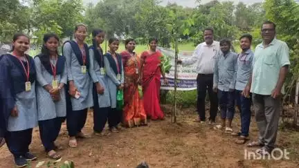 ଖୋର୍ଦ୍ଧା: ବାଲୁଗାଁ ମହାବିଦ୍ୟାଳୟ ରେ ବନୋ ମହୋତ୍ସବ କରାଯାଇଛି।