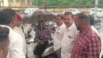दिंडोरी: वनी येथे खंडेराव महाराज मंदिराच्या सभागृहामध्ये दिव्यांग बांधवांच्या तपासणी संपन्न