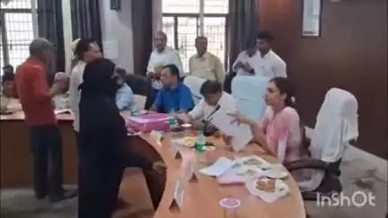 कायमगंज: तहसील समाधान दिवस पर विधायक ने 128 फरियादियों की समस्याएं सुनीं, 17 का किया गया निस्तारण