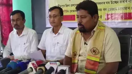 উত্তৰ লক্ষীমপুৰ: খেলমাটিৰ নৰ্থ লখিমপুৰ প্ৰেছ ক্লাবত উচ্ছেদক লৈ সংবাদমেল সম্বোধন আটাছু কেন্দ্ৰীয় সমিতিৰ