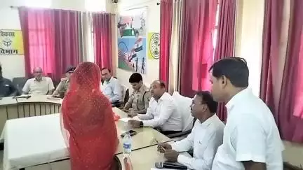 उतरौला: तहसील उतरौला में सम्पूर्ण समाधान दिवस की अध्यक्षता में सम्पन्न हुआ