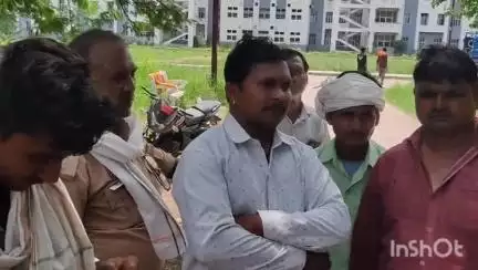 उरई: ग्राम हदरुख में पत्नी से विवाद के बाद पति ने फांसी लगाकर की आत्महत्या, जांच में जुटी पुलिस