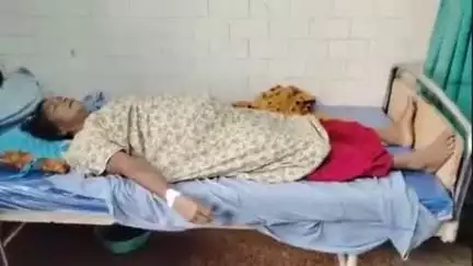 হাড়োয়া: ভিগেরআটি এলাকায় মোটরবাইকের ধাক্কায় মৃত্যু হল এক মহিলার